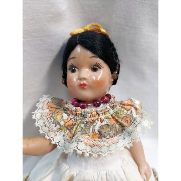 Vintage Latina Doll with Beautiful Dress hispanic spanish 9.5 in. Moveable Arms - Picture 1 of 5